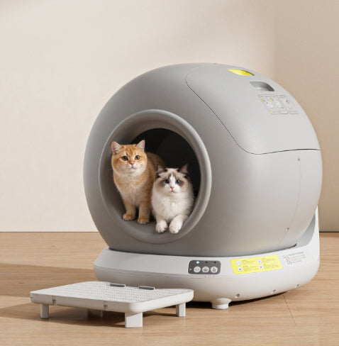 Fully Enclosed Self-Cleaning Litter Box With Large Tray