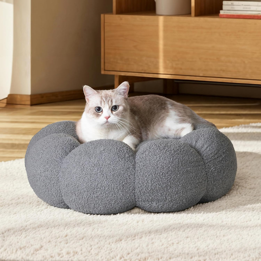 Calming Plush Donut Pet Bed Soft Washable Non Slip